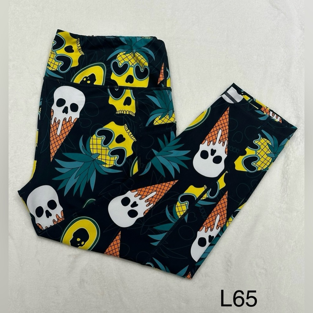 Constantly Varied Gear Skull Ice Cream Workout Capri Leggings CVG Size XL